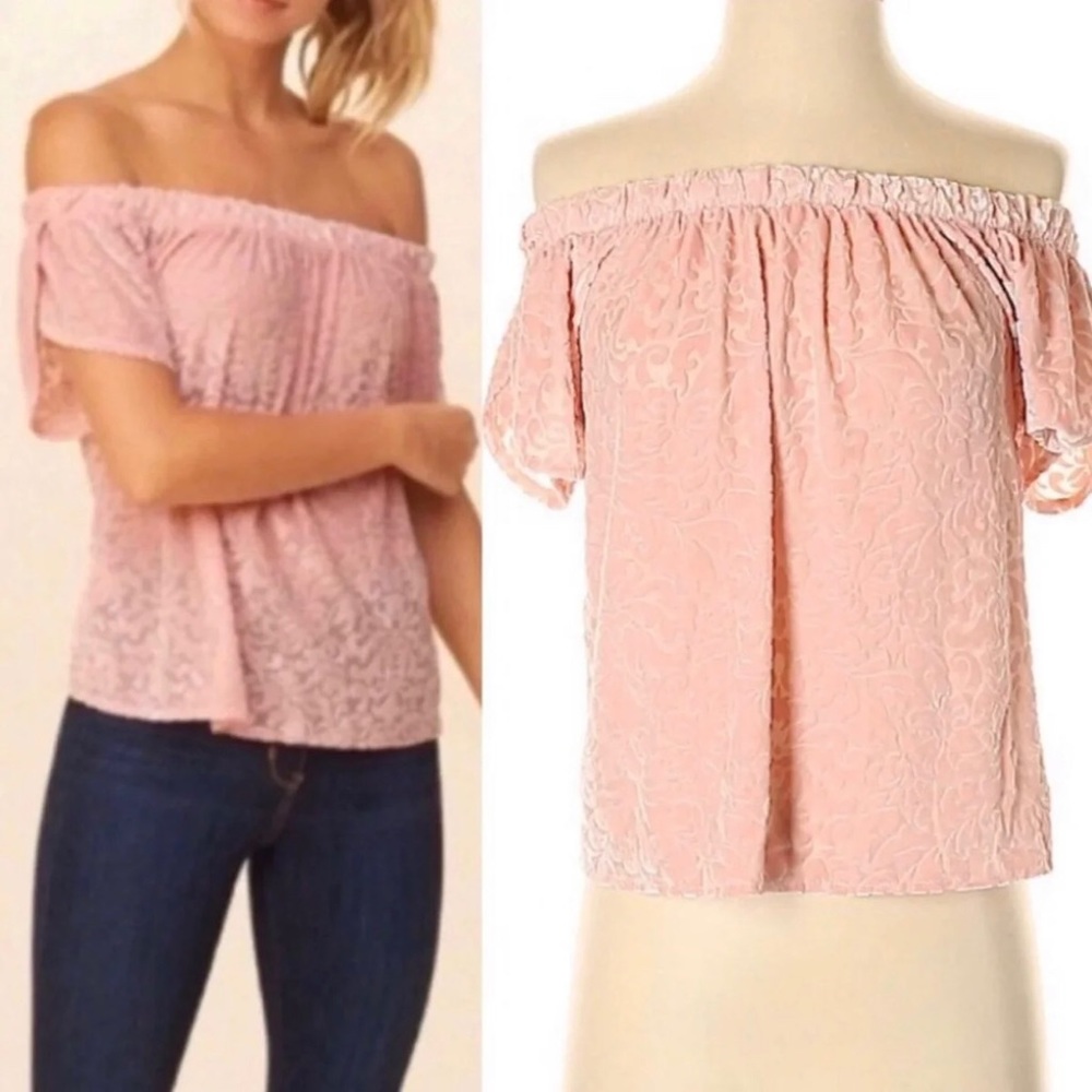 Like New Hollister Pink Velvet Off Shoulder Top XS
